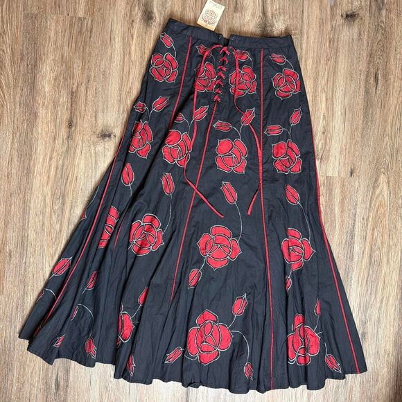American Vintage Dresses & Skirts - cordelia deadstock y2k and red rose skirt lace up front new with tags small